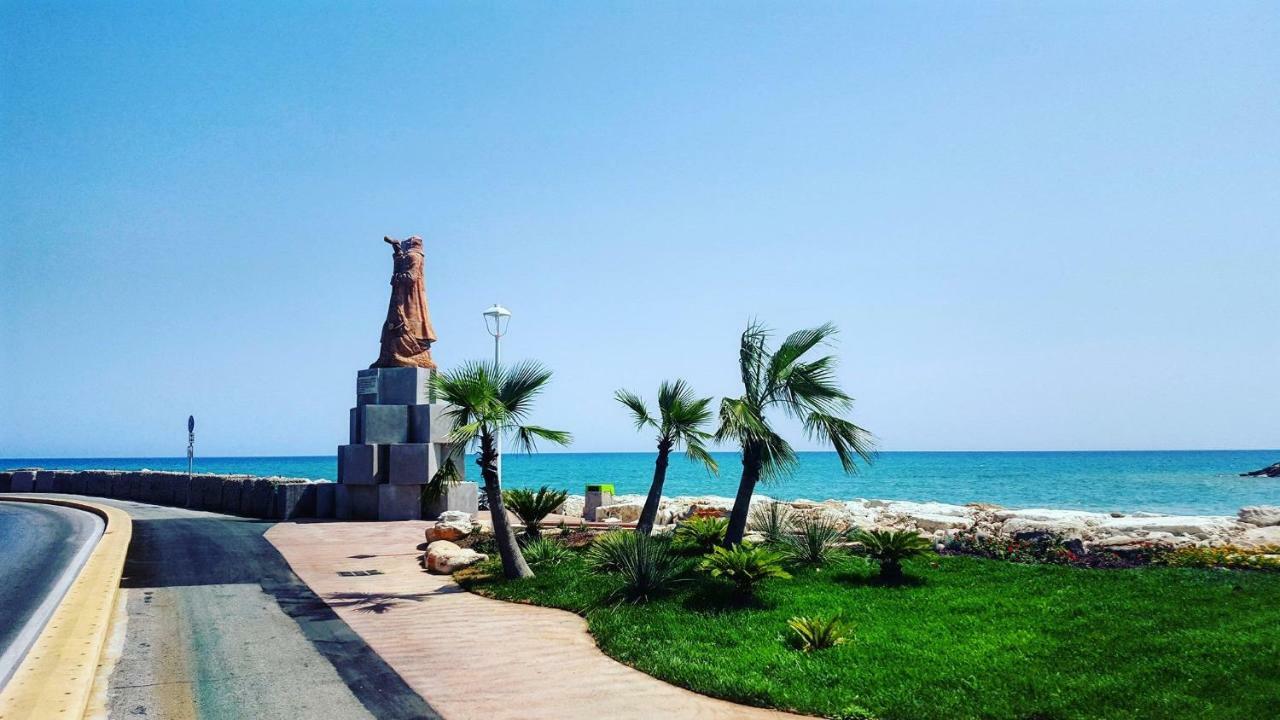 圣贝内代托-德尔特龙托Casa Vacanze Torre Dei Gualtieri别墅 外观 照片